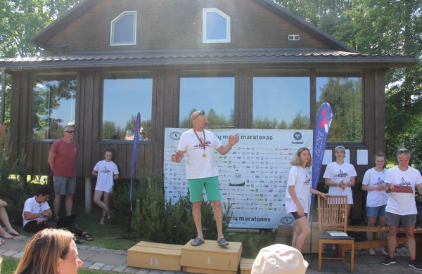 Tarp Joninių plaukimo maratono Šveicarijoje nugalėtojų – pasaulio čempionas, Europos rekordininkas ir olimpietė