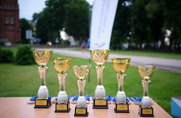 Jonavos bėgimo taurės 2022 II-as etapas bėgikus sukvietė į Žeimių miestelį