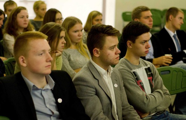 Jonavoje – neeilinis diskusijų vakaras