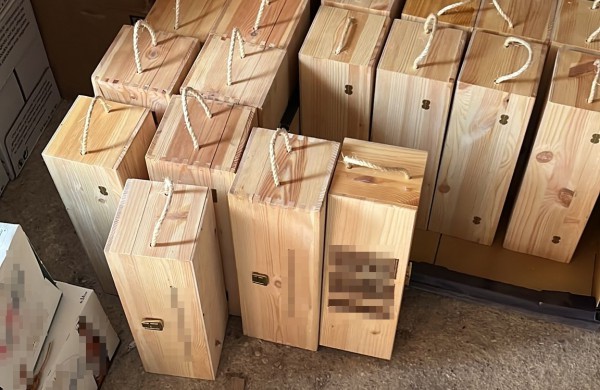 Atlikus kratas – rastas didelis kiekis nelegalaus alkoholio ir tabako gaminių