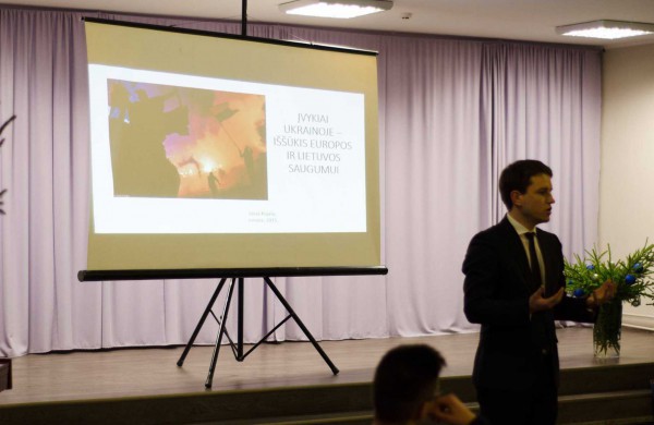 Jonavoje – neeilinis diskusijų vakaras