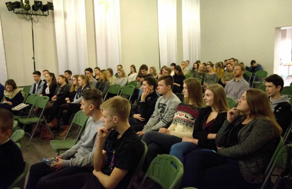 Jonavoje – neeilinis diskusijų vakaras