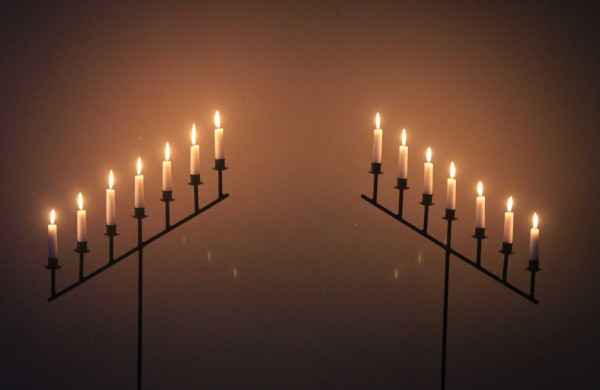 Adventinis vakaras – su burtais ir archajinio folkloro grupe