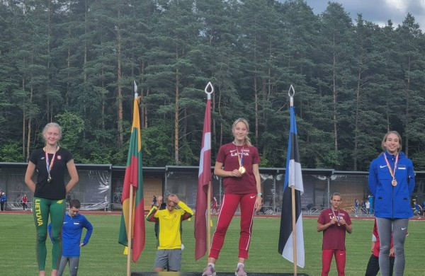 Baltijos šalių jaunių ir jaunimo čempionate vėl žibėjo lengvaatletė Ema Sarafinaitė