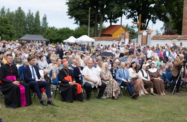 Skaruliuose paminėtas bažnyčios jubiliejus, prasidėjo muzikos festivalis