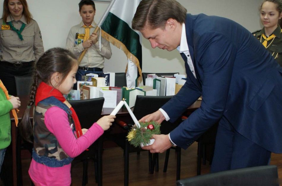 Betliejaus ugnis sužibo Jonavos rajono savivaldybėje  