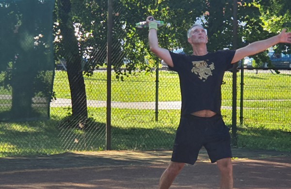 Jonavoje vyko septintasis tradicinis teniso turnyras, skirtas Jonavos garbės piliečio Jono Sirvydžio taurei laimėti