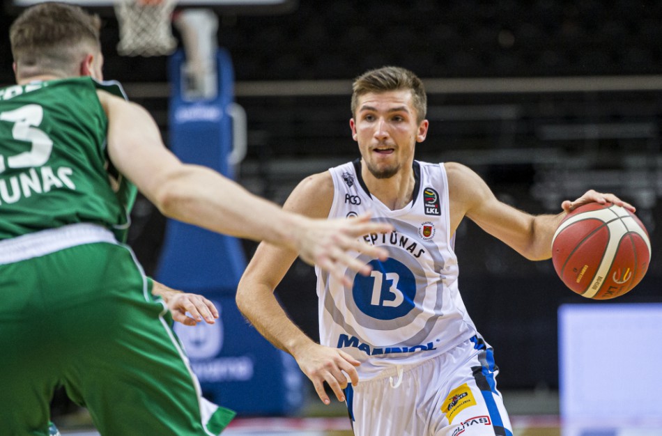 Adomas Sidarevičius rungtyniaus Jonavoje