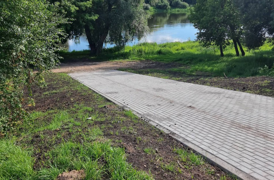 Jonaviečių dėmesį patraukė naujai nutiestas takas