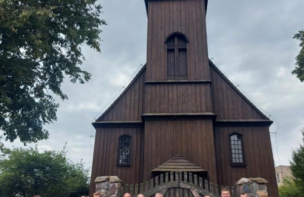 Jonavos „Vikingai“ Lenkijoje salės futbolo turnyre „Copernicus Cup“ iškovojo sidabro medalius