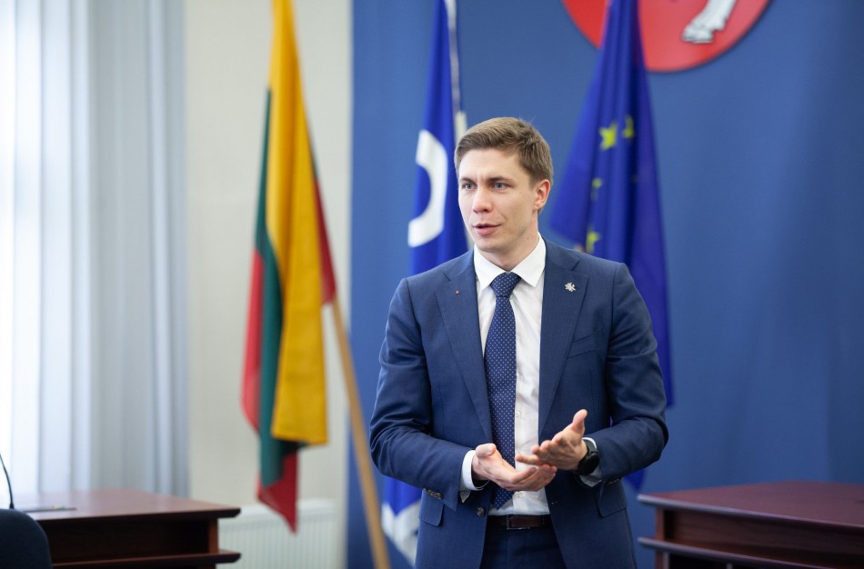 ,,Lietuvos įtakingiausieji“ tyrimo reitinguose – aukšta M. Sinkevičiaus pozicija: kokios priežastys galėjo nulemti tai?