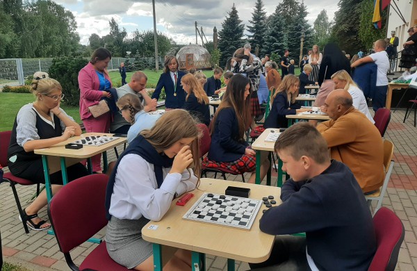 Bukonių mokykloje-dc – naujos tradicijos