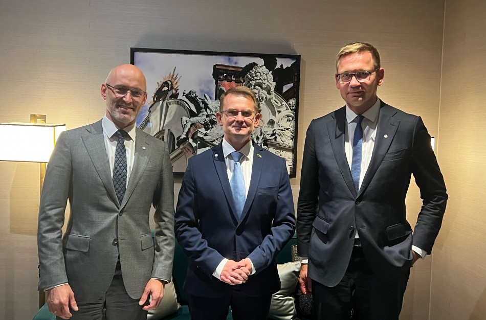 Ministras A. Dulkys: būtina tobulinti Covid-19 vakcinų įsigijimą ES lygiu