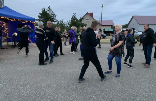 Ručiūnų kaime vyko Kaimynų vakaras