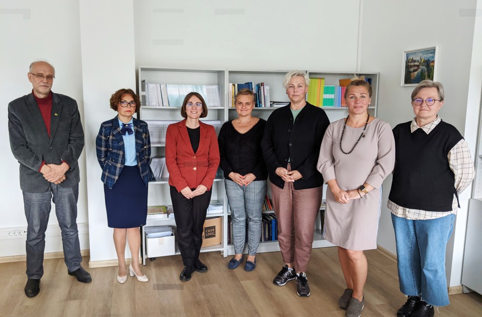 Lygių galimybių kontrolierė susitiko su šeimoms atstovaujančiomis organizacijomis