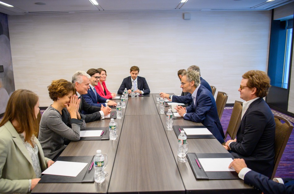 Prezidentas: Lietuva užsienio IT kompanijoms siūlo puikią investicinę aplinką ir gausų talentų ratą