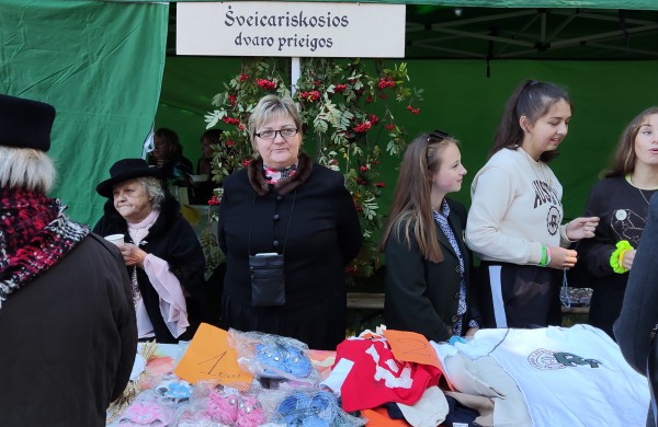 Rudens šventė „Sename Jonų dvare" jau šurmuliuoja ir laukia Jūsų