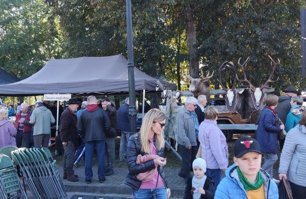 Rudens šventė „Sename Jonų dvare" jau šurmuliuoja ir laukia Jūsų