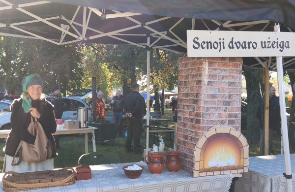 Rudens šventė „Sename Jonų dvare" jau šurmuliuoja ir laukia Jūsų