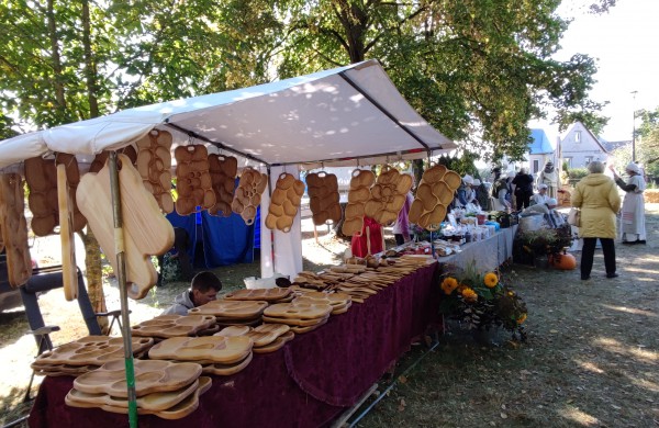 Rudens šventė „Sename Jonų dvare" jau šurmuliuoja ir laukia Jūsų