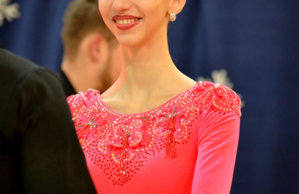 Valso ritmu ant parketo sukosi ir jonaviečių poros