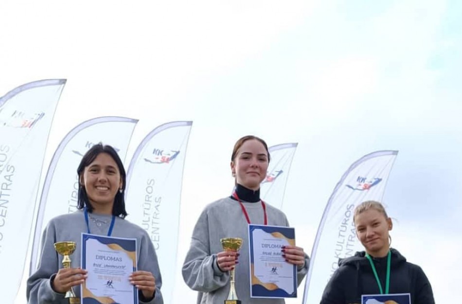 Įvyko tradicinis Jonavos raj. lengvosios atletikos moksleivių "Rudens krosas"