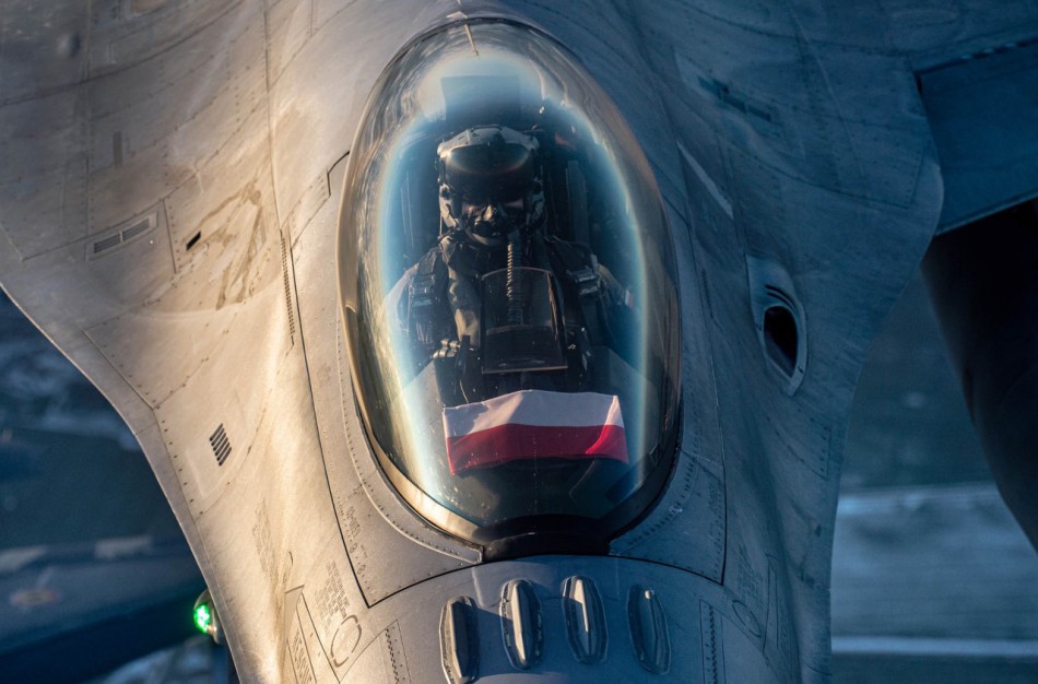 Į Lietuvą atvyko Lenkijos kariai: stiprins NATO oro policijos misiją Baltijos šalyse