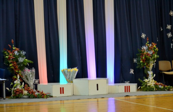 Valso ritmu ant parketo sukosi ir jonaviečių poros