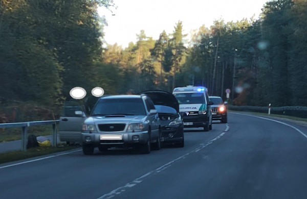 Penktadienio rytas paženklintas eismo įvykiu: yra nukentėjusių