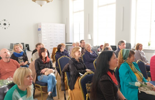 Reikšmingą bičiulystę žymintis vakaras Jonavos viešojoje bibliotekoje