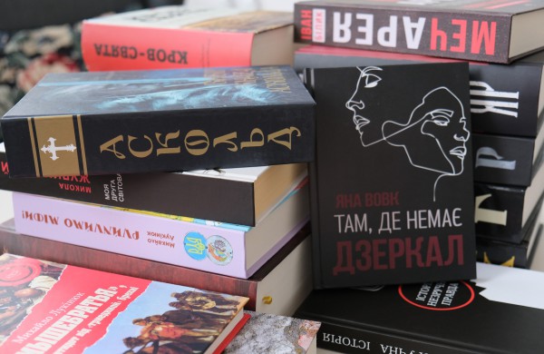 Reikšmingą bičiulystę žymintis vakaras Jonavos viešojoje bibliotekoje