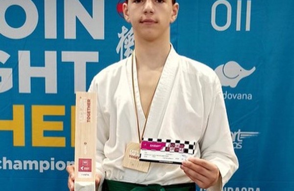 Jonavos Kyokushin karate „Kumite“ klubo sportininkams - ne viena prizinė vieta