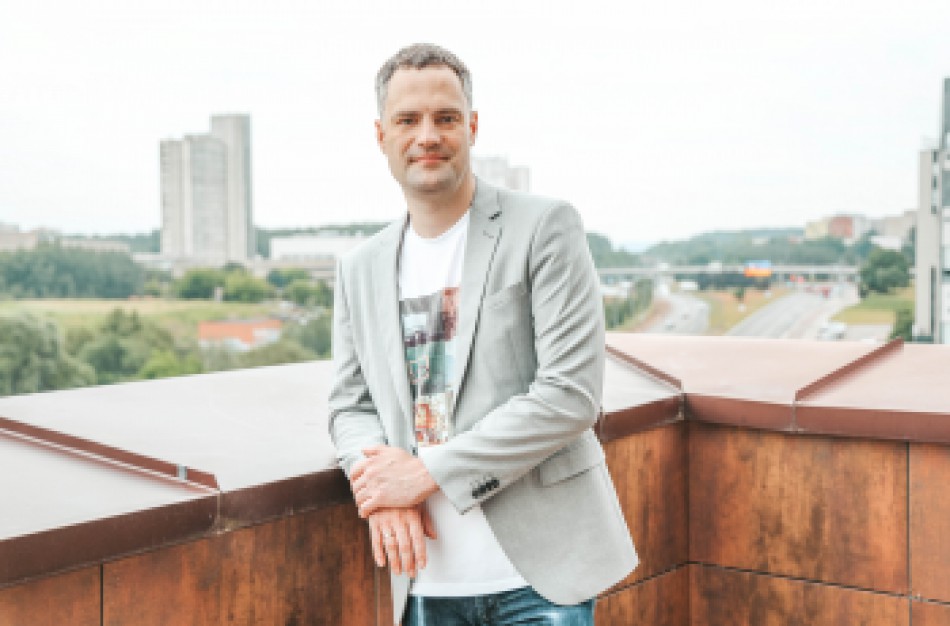 Sukčiai neteisėtai naudojasi „Paysera“ vardu, budresni turėtų būti žiūrėję nelegalų turinį