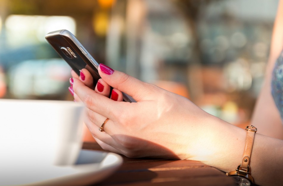 „Rašykite AŽ“ arba vartotojo teisės perkant socialiniuose tinkluose