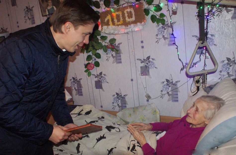 Pasveikino šimto metų sulaukusią jonavietę