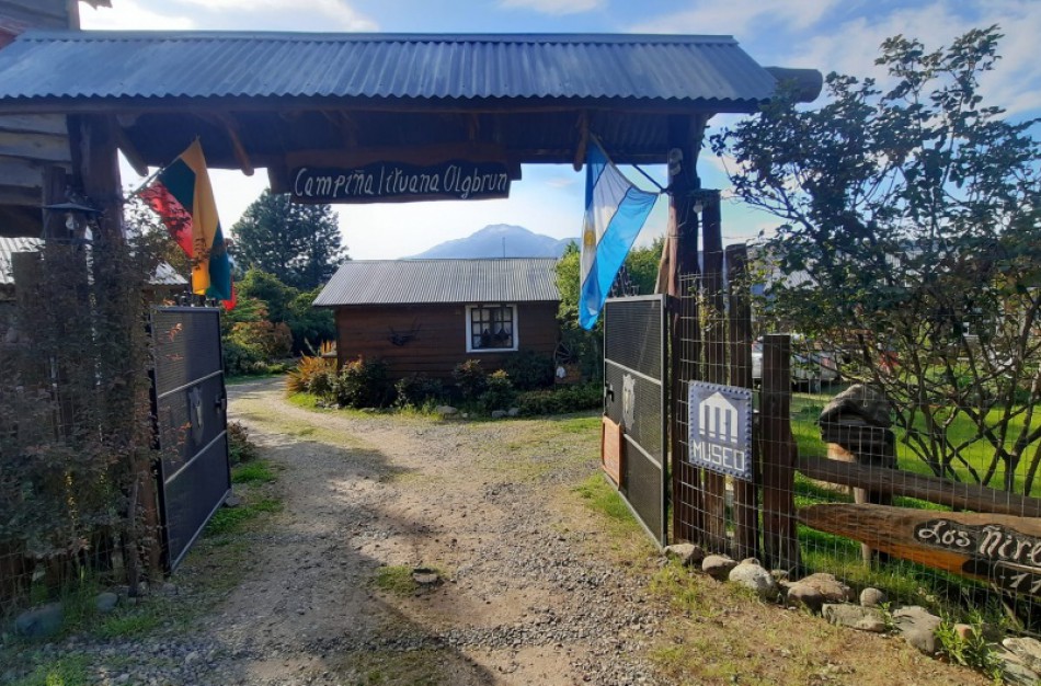 Lietuvos archyvarai tyrinės lietuvių muziejaus Argentinoje dokumentus