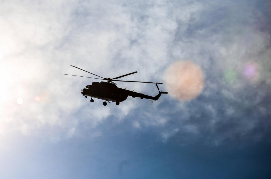 Jonaviečių dėmesį patraukė virš miesto skraidantys kariniai sraigtasparniai