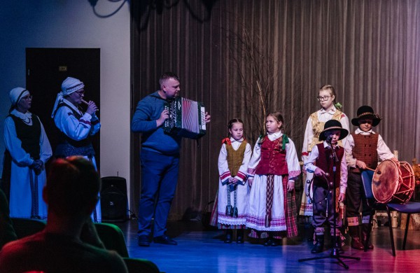 Žiemos šauktuvių šventė „Ožys ilgaragis", skirta vaikų folkloro ansamblio „Ramtatukai“ 10-mečiui