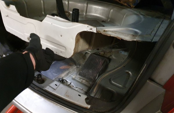 Teismui perduota byla dėl didelio kiekio kokaino kontrabandos bei dokumentų klastojimo