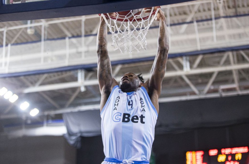 Šventes pasitiksime ramiau - J. Garrett'as lieka Jonavoje