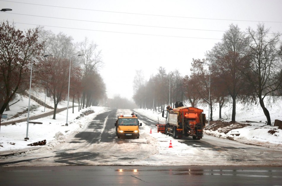 Laikinai atidaromas eismas Lietavos gatve