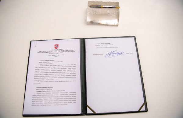 Prezidentas: konstitucinio įstatymo pataisa – visų Lietuvos žmonių laimėjimas