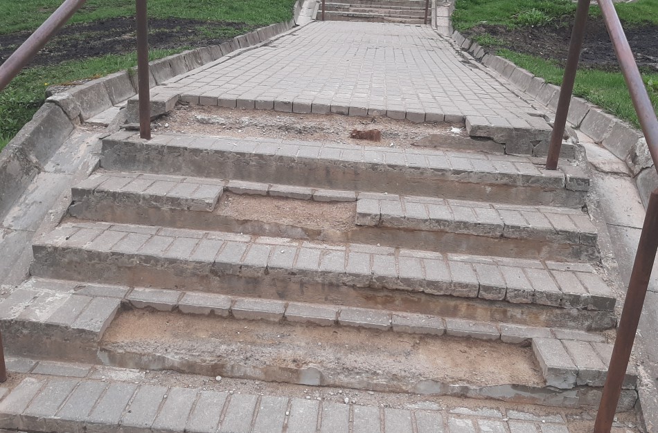 Šiais metais prasidės laiptų sutvarkymo darbai: gyventojams rekomenduojama rinktis kitus maršrutus