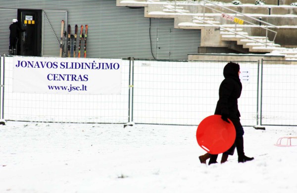 Pirmąją 2016 metų dieną Joninių slėnyje pramogavo ir vaikai, ir suaugusieji