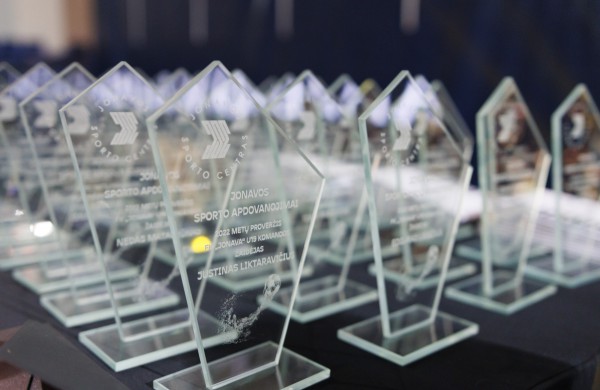 Sporto apdovanojimų šventėje išdalintos geriausiųjų statulėlės