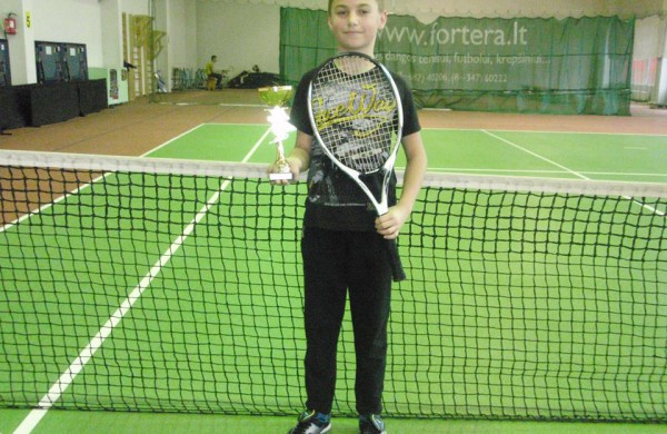 Jaunųjų tenisininkų prizinės vietos Kėdainiuose