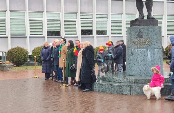 Minime Vasario 16-ąją - 105-ąsias Lietuvos valstybės atkūrimo metines