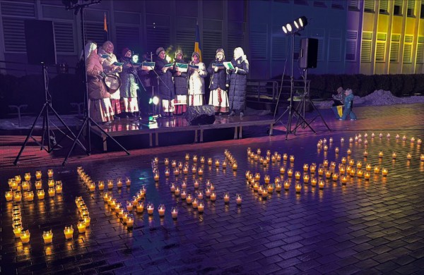 #LaisvėŠviečia: kūrėme šviečiančią širdį ir kartojome SLAVA UKRAINI!