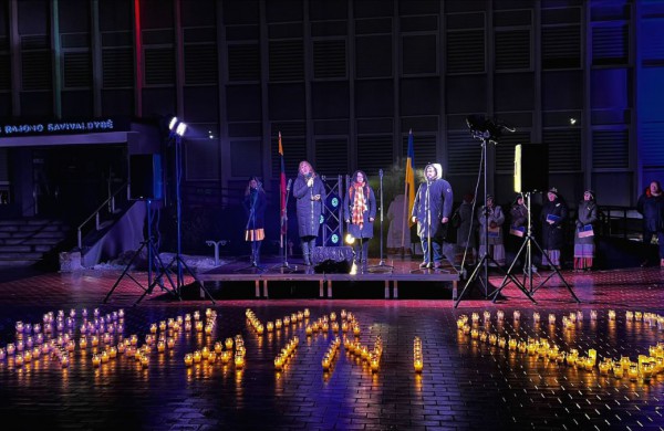 #LaisvėŠviečia: kūrėme šviečiančią širdį ir kartojome SLAVA UKRAINI!