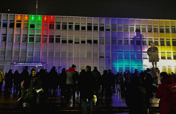 #LaisvėŠviečia: kūrėme šviečiančią širdį ir kartojome SLAVA UKRAINI!